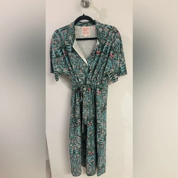 Floral Block print Dress Size XL - Picture 2 of 4